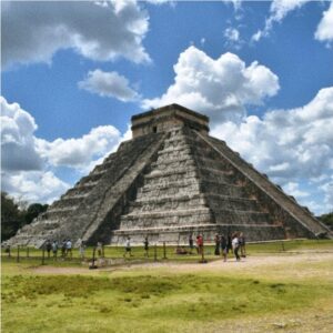 Chichen Itza - Valladolid - Cenote DeLuxe Cancun Tour